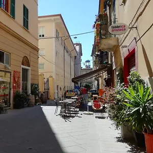 https://valerie.hotelitalianriviera.com
